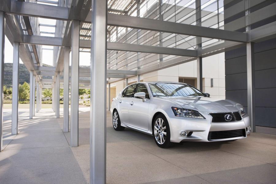  Lexus GS450h 2011 года  (фото 37 из 208)